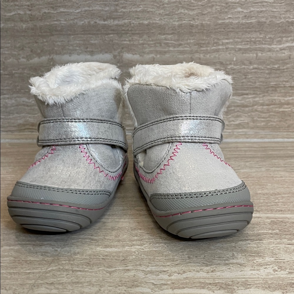 SURPRIZE NWOT Baby Girls Size 3 Cozy Gray and Pink Boots Velcro - Picture 7 of 11